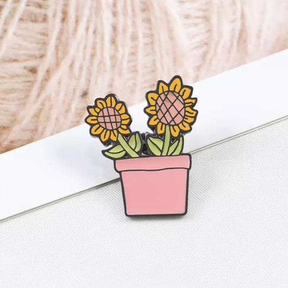 🎉 New Potted Sunflower Plant Enamel Pin - Picture 3 of 5